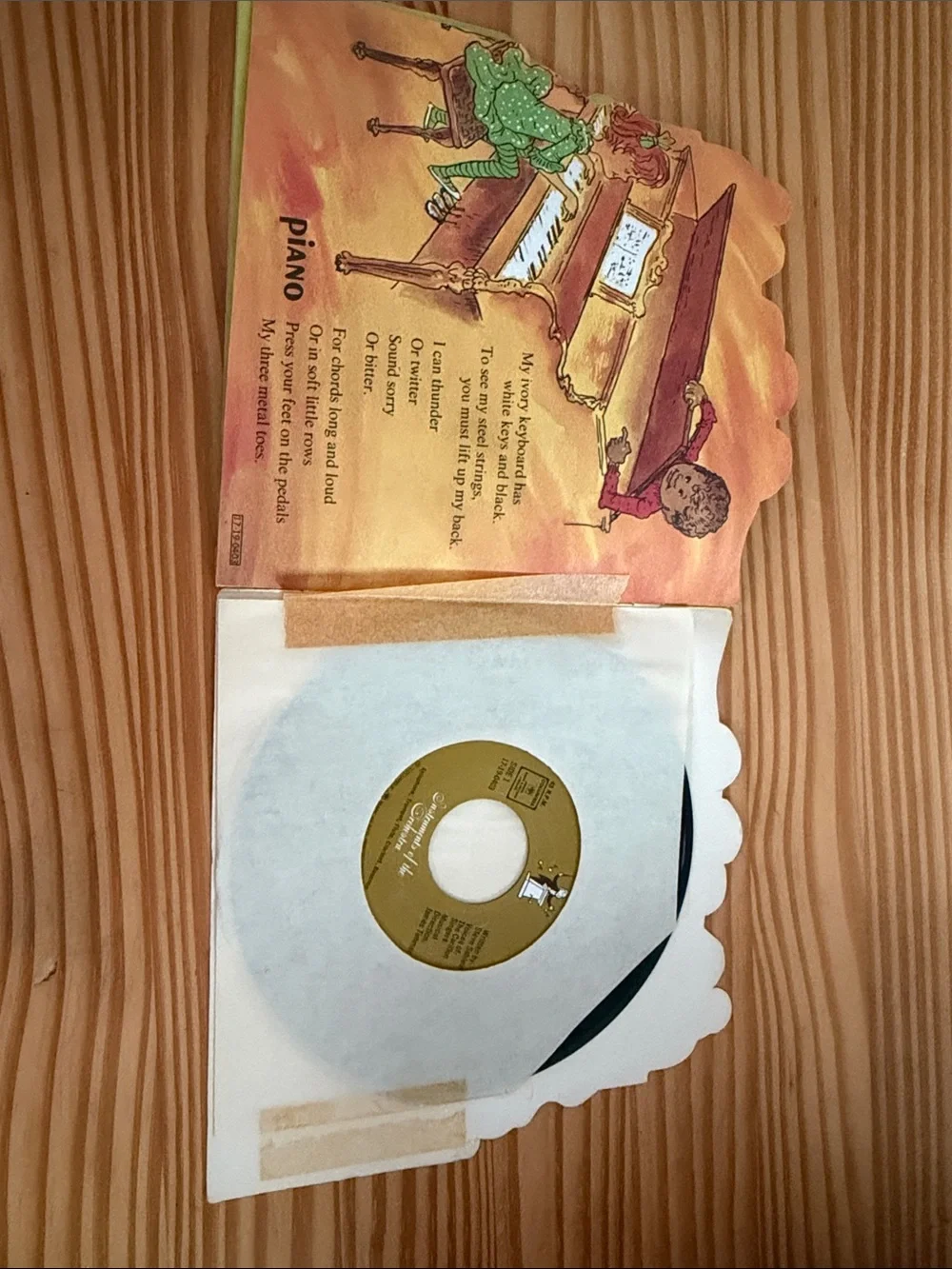 Vintage 1967 Instruments of the Orchestra Book & 45 RPM Record Set CBS